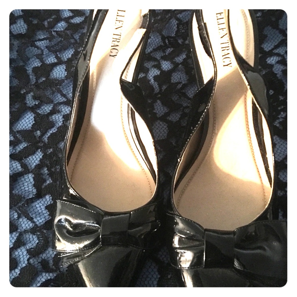 Ellen Tracey black patent leather sling back pump